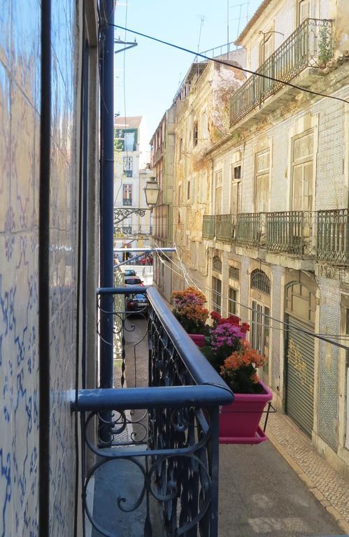 Casa De Baixo Appartement Lissabon Kamer foto